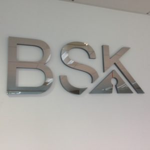 Annonce Lettres découpées en inox