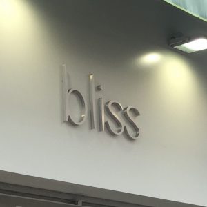 Annonce Lettres Relief