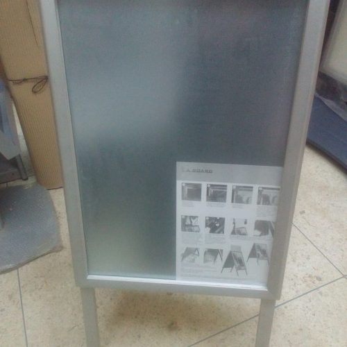 Annonce: porte-affiche stop chevalet trottoir aluminium panneau d'affichage