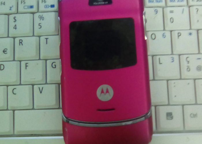 Image annonce: Motorola v3
