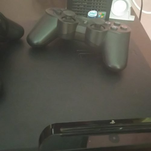 Annonce: Ps3 slim et bon etat