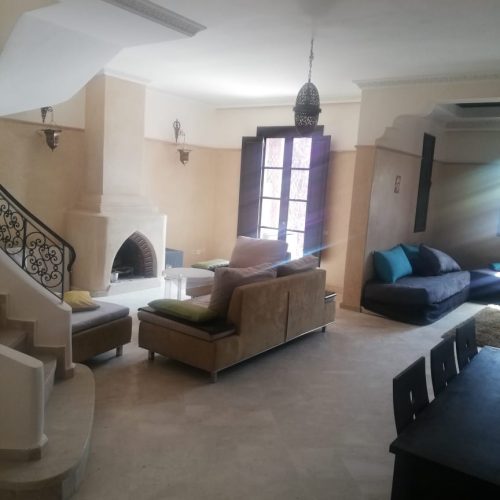 Annonce: Belle villa à vendre de 300m2