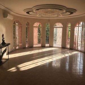 Annonce Belle Villa à vendre Sofia à coté de Targa