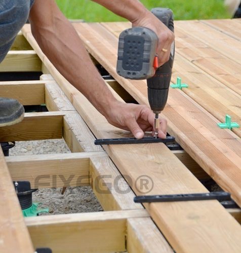 Image Offre d'emploi: Je cherche des poseurs de bois composite