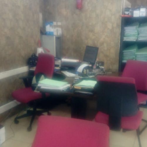 Annonce: Bureau avec agrément assurance et porte feuille Quartier daoudiate