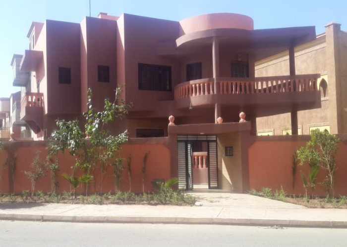 Image annonce: Je met en vente une villa a Azzouzia avec piscine Marrakech