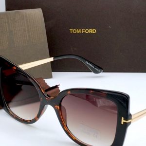 Annonce Lunettes solaire Tom Ford