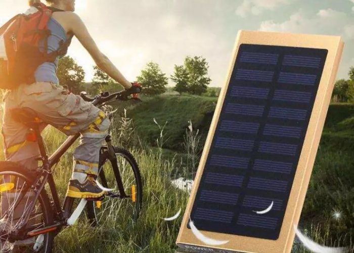 Image annonce: POWER BANK SOLAIRE يشحن بالطاقة الشمسية