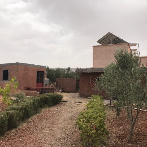 Annonce: Propriété de 2000m2 à vendre route de Ouarzazate