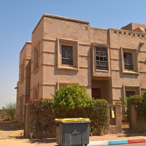 Annonce: Villa semi finie de 304 m2 à Marrakesh Route de fez