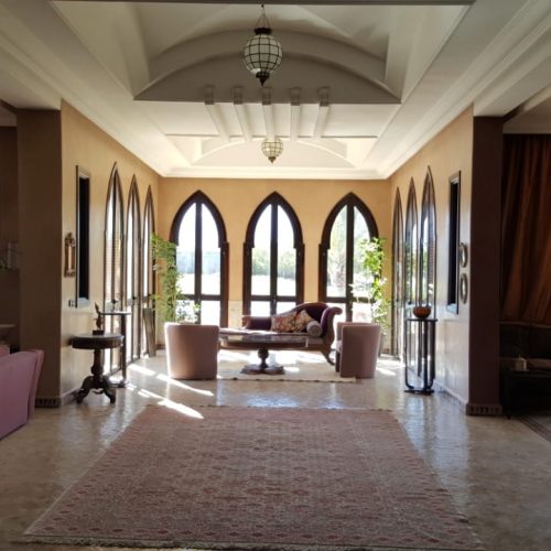 Annonce: Villa sur la route de l ourika ,25 km de marrakech