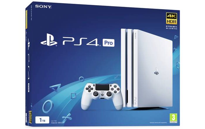 Image annonce: Ps4 pro Flashé Avec des jeux au choix