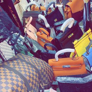 Annonce Ventes sacs très chics pour femmes
