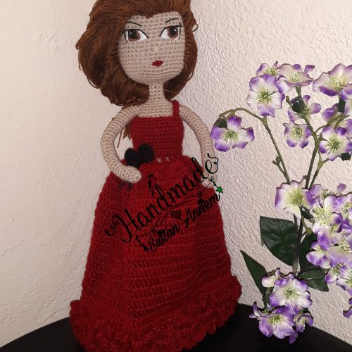 Annonce: Poupée en crochet