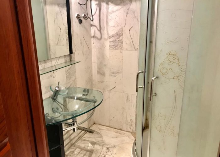 Image annonce: à vendre Appartement situé près hôpital militaire de 54 m² 2eme étage avec piscine