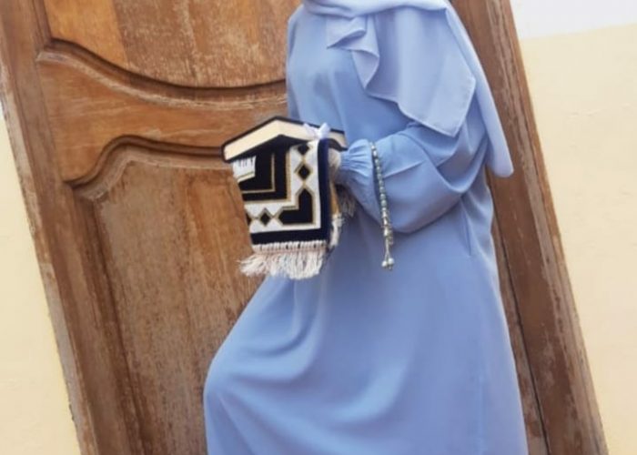 Image annonce: Abaya avec chale séparé