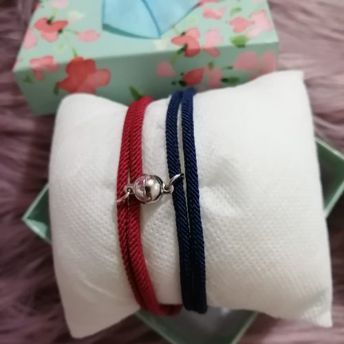 Annonce: Bracelets d'amitié magnétique