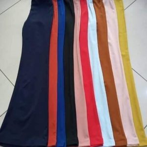 Annonce Pantalons pattes d’éléphant élastique disponible
