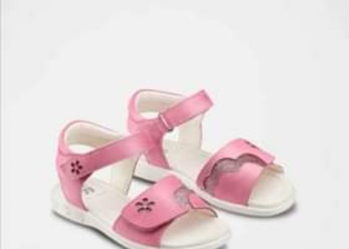 Image annonce: Sandale pour fille.. Marque Bata