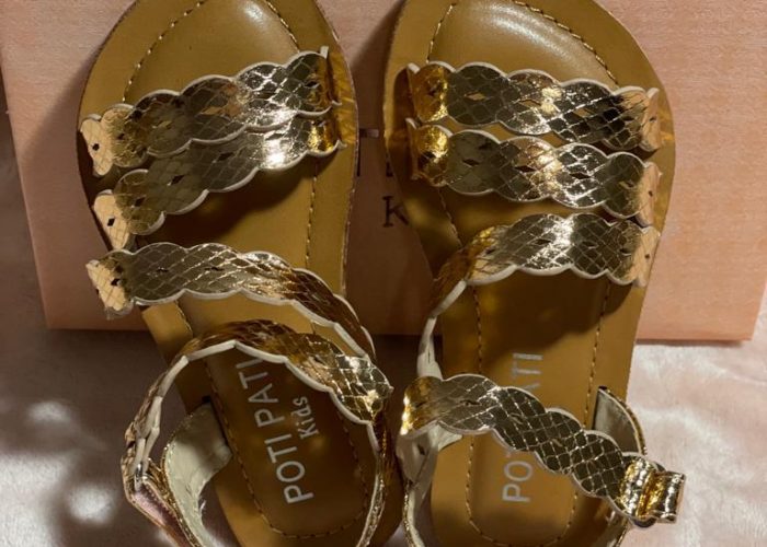 Image annonce: Sandales et chaussures filles