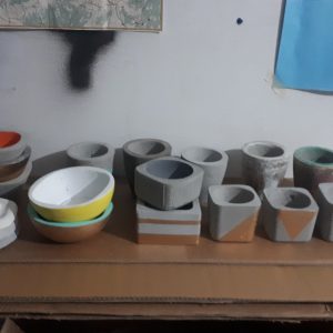 Annonce Vent pots en ciment artisanale