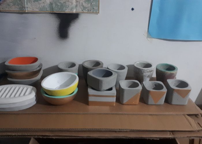 Image annonce: Vent pots en ciment artisanale