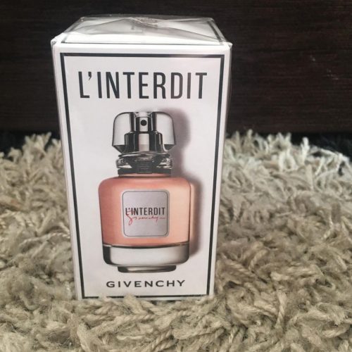 Annonce: Vente des parfums et produits cosmétiques