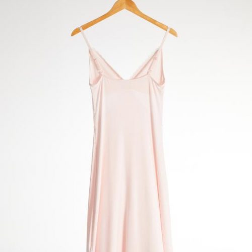 Annonce: Chemise De Nuit à Bretelles Rose En Viscose (Taille : XS / S / M / L / XL / 2XL)