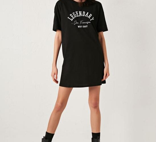 Image annonce: Robe Courte Noir Imprimée Legendary 100% Coton (Taille : XS / S / M / L / XL / 2XL)