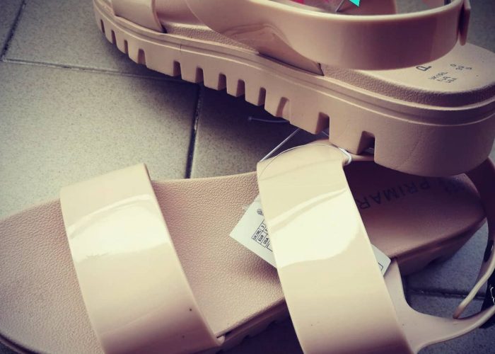 Image annonce: Sandales d’été Primark de bonne qualité