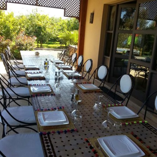 Annonce: Villa à louer avec piscine route tameslouht par jour