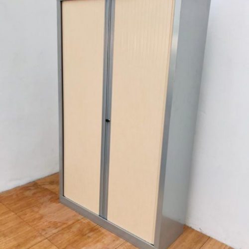 Annonce: Armoire haute métallique 120x200cm