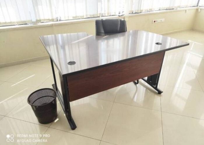 Image annonce: Bureau angle 160x120cm marron