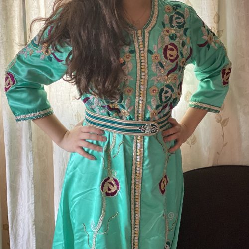Annonce: Caftan fait à la main