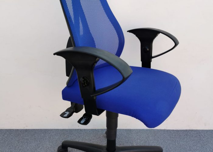 Image annonce: Chaise à Roulette bleu promo accoudoir réglable
