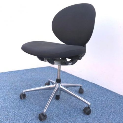 Annonce: Chaise bureau vitra sans accoudoir réglable