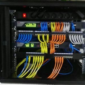 Annonce installation réseaux informatique - surveillance - incendie - pointage - maintenance ...