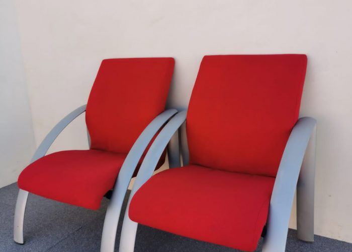 Image annonce: Canapé accueil tissus rouge confort plus