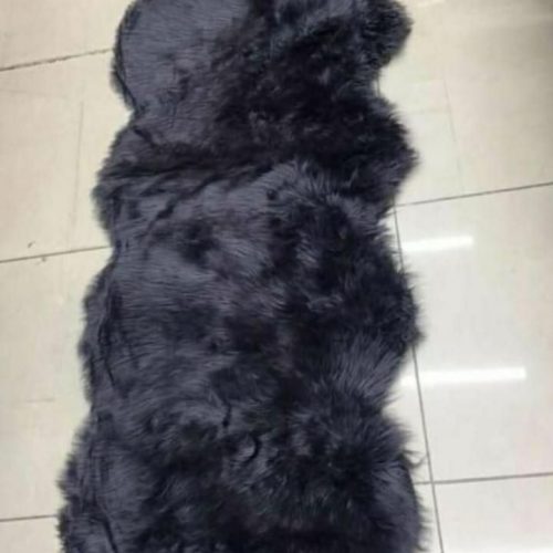 Annonce: Tapis fourrure 1m70 /53