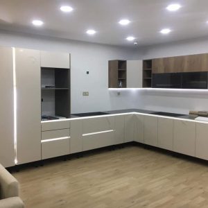 Annonce CUISINES MODERNES aluminium et mdf