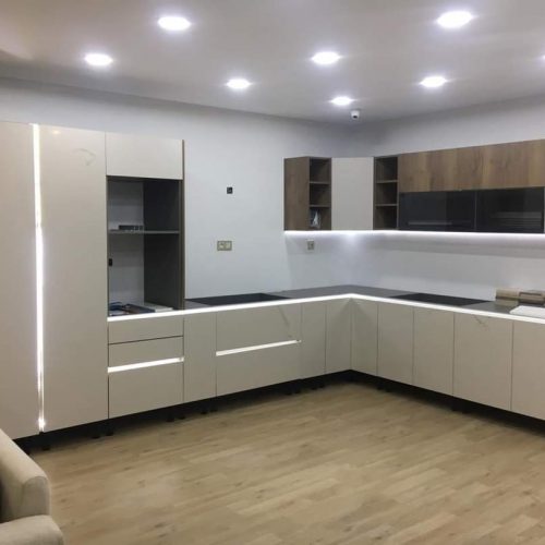 Annonce: CUISINES MODERNES aluminium et mdf