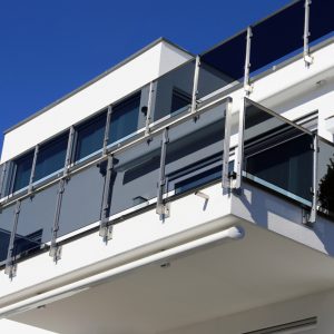 Annonce Garde-corps en inox et verre
