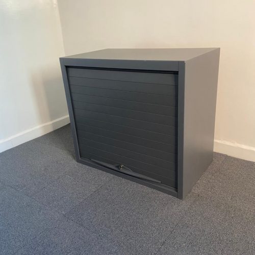 Annonce: Armoire basse porte Battante vertical à clé PROMO