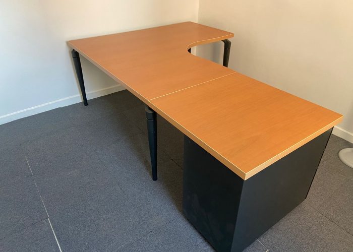 Image annonce: Bureau Angle 240x160cm Samas caisson 3 tiroirs