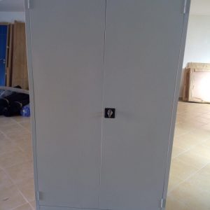 Annonce armoire métallique . . .  .promo