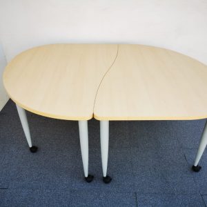 Annonce Table réunion 6 pers 140x200cm avec roue Steelcase