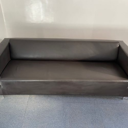 Annonce: Canapé sofa 3 place BN office en cuir