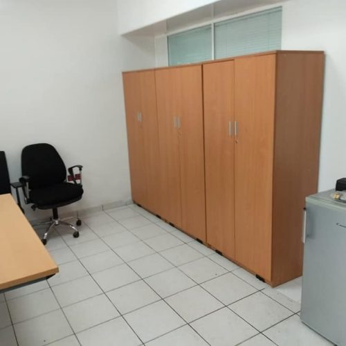 Annonce: des armoires