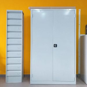 Annonce ARMOIRE MÉTALLIQUE EN PROMO