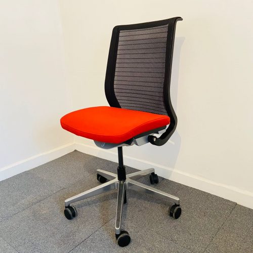 Annonce: Chaise à roulette Steelcase thinks orange